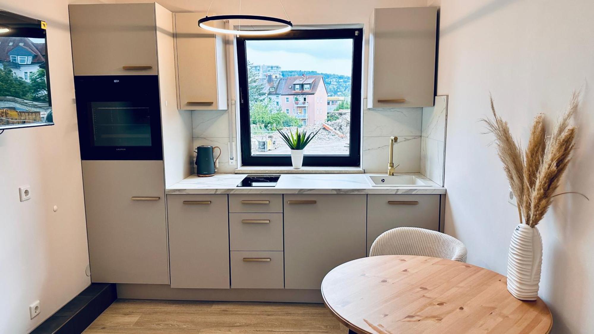 Apartamento Leonardo Wuerzburg I Freistehende Badwanne Exterior foto
