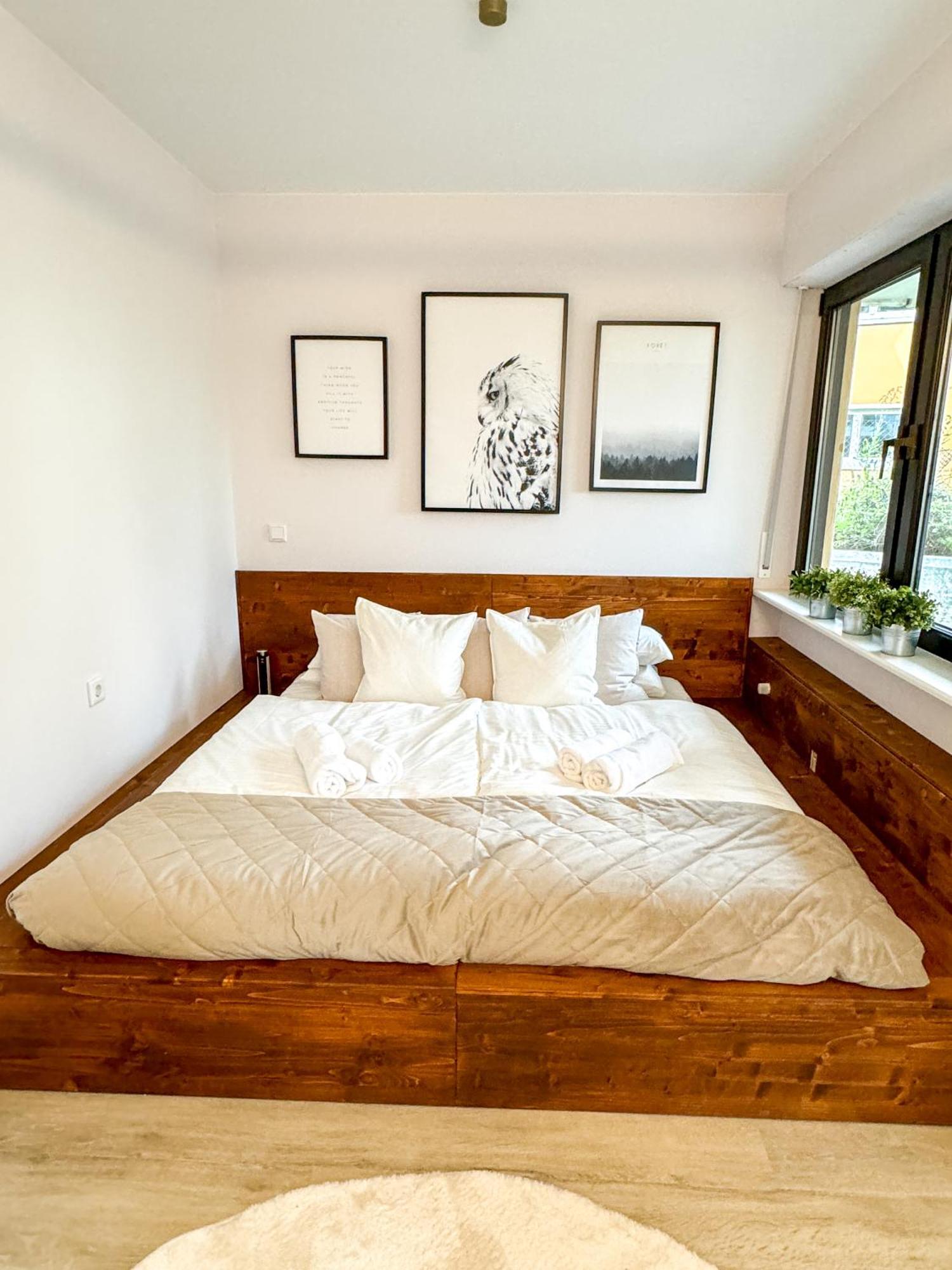 Apartamento Leonardo Wuerzburg I Freistehende Badwanne Exterior foto